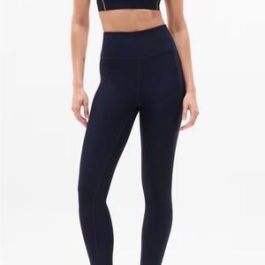 Athleta Women's Navy Pacesetter 7/8 Leggings